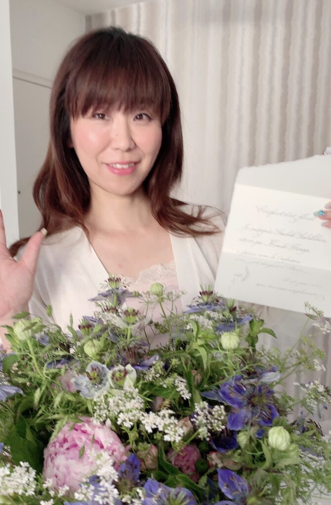Arisa.　お店　オープン　９周年　セール